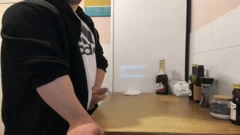 Snapshot of doriancretu95 chatting on 04/18/26, 01:26 menu below online show from 04/18/26, 01:26