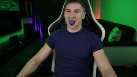 Dorian Reyes online show from 02/14/25, 09:53