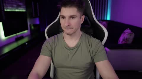 Dorian Reyes online show from 02/24/25, 02:19