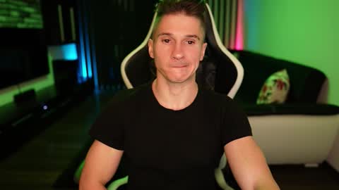 Dorian Reyes online show from 10/02/25, 12:17