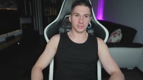 Dorian Reyes online show from 12/23/25, 01:47