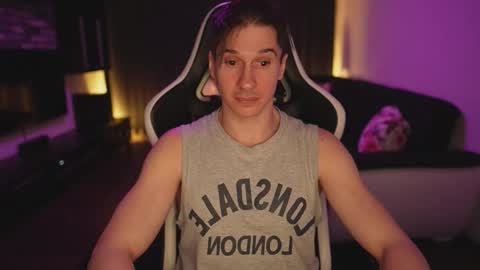 Snapshot of dorianreyes chatting on 03/22/26, 09:40 Dorian Reyes online show from 03/22/26, 09:40