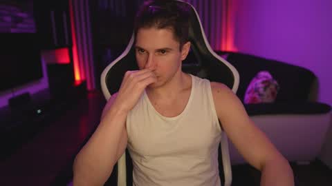 Snapshot of dorianreyes chatting on 03/29/26, 11:05 Dorian Reyes online show from 03/29/26, 11:05