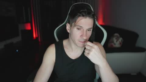 Snapshot of dorianreyes chatting on 04/01/26, 11:35 Dorian Reyes online show from 04/01/26, 11:35