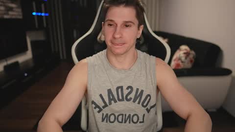 Snapshot of dorianreyes chatting on 04/05/26, 10:07 Dorian Reyes online show from 04/05/26, 10:07