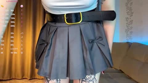 Snapshot of dorielathern chatting on 02/19/26, 09:00 Dori online show from 02/19/26, 09:00