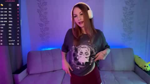 Snapshot of dorielathern chatting on 02/28/26, 05:36 Dori online show from 02/28/26, 05:36