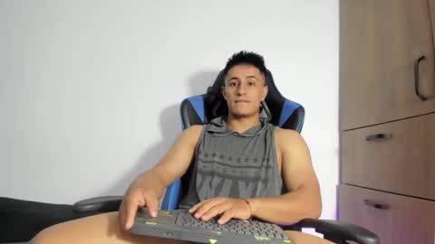 Snapshot of dorman_boy chatting on 03/27/26, 05:24 dorman_boy online show from 03/27/26, 05:24