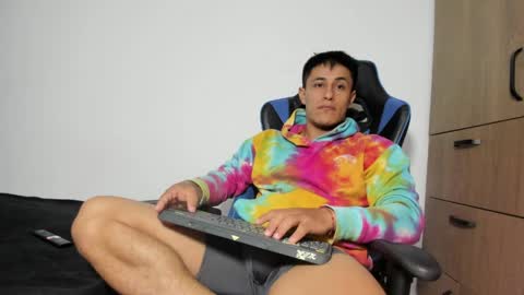 Snapshot of dorman_boy chatting on 04/09/26, 06:19 dorman_boy online show from 04/09/26, 06:19