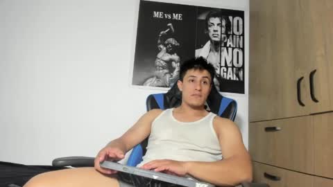 Snapshot of dorman_boy chatting on 04/15/26, 02:29 dorman_boy online show from 04/15/26, 02:29