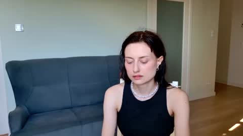 Snapshot of dormineaa chatting on 06/28/26, 04:51 dormineaa online show from 06/28/26, 04:51