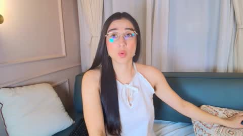 Snapshot of dorothy_valerisse chatting on 03/18/26, 10:40 dorothy_valerisse online show from 03/18/26, 10:40