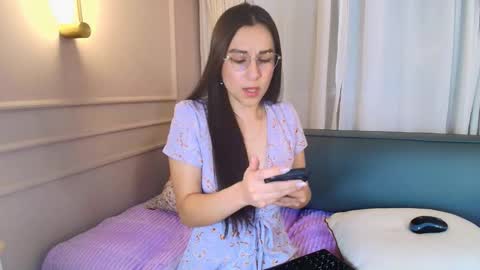 Snapshot of dorothy_valerisse chatting on 03/19/26, 10:30 dorothy_valerisse online show from 03/19/26, 10:30