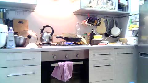 Snapshot of dorrie_ann chatting on 12/14/24, 07:14 Dorrie Ann online show from 12/14/24, 07:14