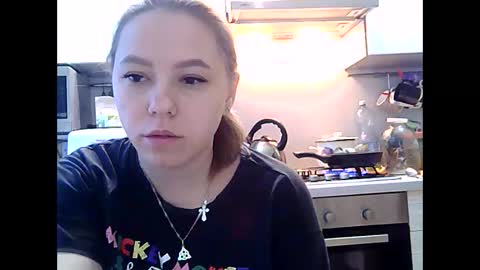 Snapshot of dorrie_ann chatting on 12/18/24, 05:59 Dorrie Ann online show from 12/18/24, 05:59