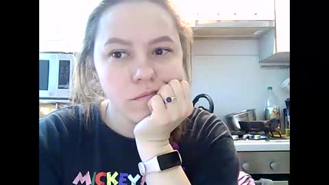 Snapshot of dorrie_ann chatting on 01/01/25, 06:26 Dorrie Ann online show from 01/01/25, 06:26