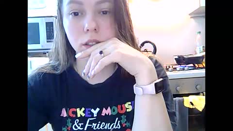 Snapshot of dorrie_ann chatting on 01/10/25, 10:28 Dorrie Ann online show from 01/10/25, 10:28