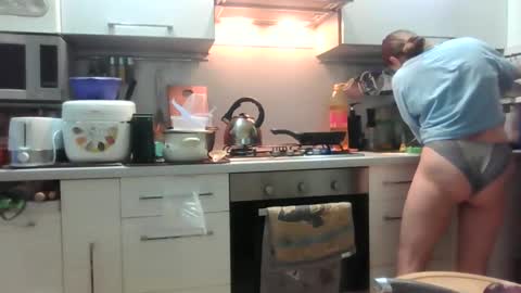 Snapshot of dorrie_ann chatting on 02/01/25, 05:39 Dorrie Ann online show from 02/01/25, 05:39