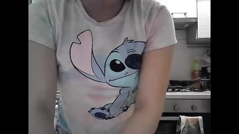 Snapshot of dorrie_ann chatting on 02/08/25, 05:18 Dorrie Ann online show from 02/08/25, 05:18