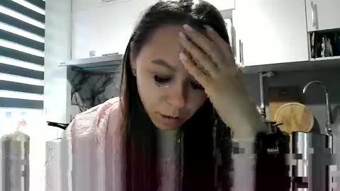 Snapshot of dorrie_ann chatting on 11/03/25, 06:36 Dorrie Ann online show from 11/03/25, 06:36