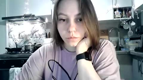 Snapshot of dorrie_ann chatting on 12/20/25, 05:31 Dorrie Ann online show from 12/20/25, 05:31