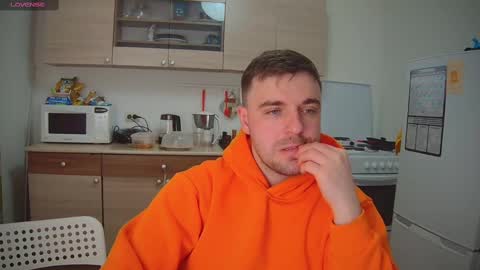 Sasha online show from 02/17/25, 06:37