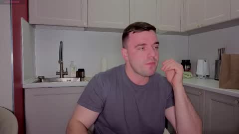 Sasha online show from 09/28/25, 05:51