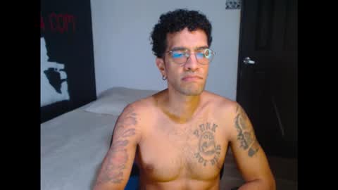 Snapshot of dostoyrodia_34 chatting on 12/14/25, 08:02 will online show from 12/14/25, 08:02