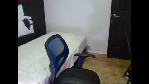 Snapshot of dostoyrodia_34 chatting on 02/15/26, 09:22 will online show from 02/15/26, 09:22