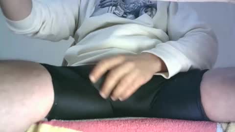 Snapshot of dotado21xl chatting on 05/15/26, 01:40 dotado21xl online show from 05/15/26, 01:40