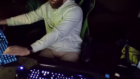 DotYourEyezez  online show from 12/10/24, 09:44