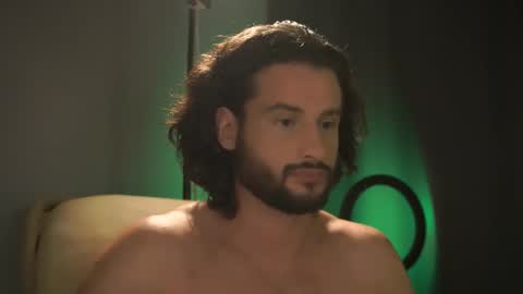 Snapshot of double_luckystrike chatting on 11/08/25, 05:23 Keen online show from 11/08/25, 05:23