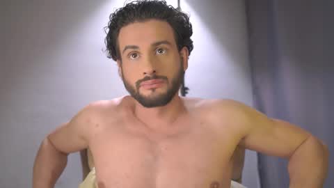 Snapshot of double_luckystrike chatting on 02/13/26, 03:19 Keen online show from 02/13/26, 03:19