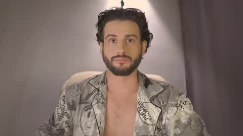 Snapshot of double_luckystrike chatting on 02/17/26, 08:04 Keen online show from 02/17/26, 08:04