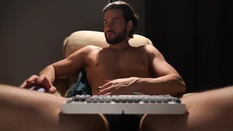 Snapshot of double_luckystrike chatting on 03/04/26, 04:13 Keen online show from 03/04/26, 04:13