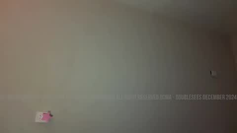 Lana  Eva  dont forget to give us a thumb up online show from 12/22/24, 01:11