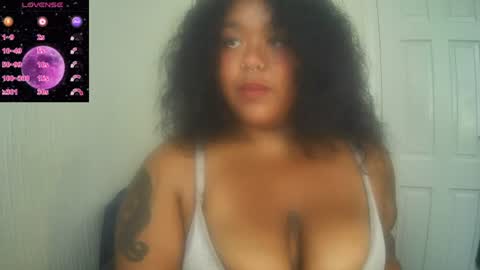 Snapshot of doubleddelirium chatting on 07/23/26, 11:19 DeeDee online show from 07/23/26, 11:19