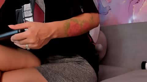 doublepleasure69_ online show from 09/10/25, 04:01