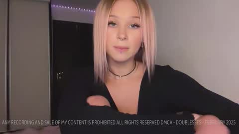 MOLLYYYY dont forget to give me a thumb up online show from 03/06/25, 02:40