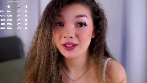 Snapshot of doublevibezzz chatting on 04/19/26, 01:27 doublevibezzz online show from 04/19/26, 01:27