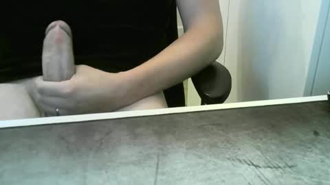 Snapshot of doudoudou1 chatting on 06/15/26, 07:38 doudoudou online show from 06/15/26, 07:38