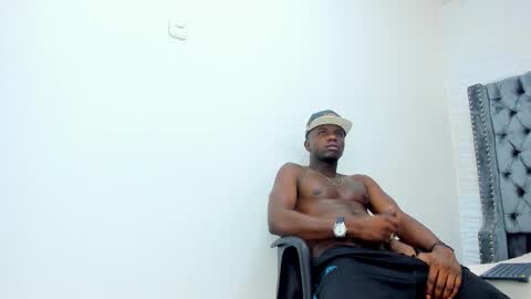 DOUGLAS online show from 10/21/25, 03:51