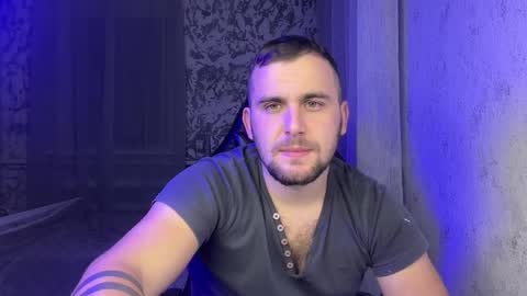 Snapshot of douglas_666 chatting on 10/28/25, 09:50 douglas_666 online show from 10/28/25, 09:50