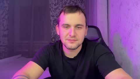 douglas_666 online show from 11/22/25, 11:04