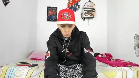 Snapshot of douglas_gallegos chatting on 12/09/24, 04:12 douglas_gallegos online show from 12/09/24, 04:12