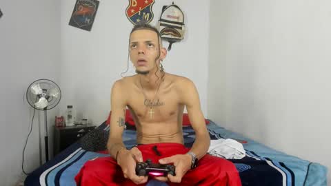 Snapshot of douglas_gallegos chatting on 01/11/25, 09:57 douglas_gallegos online show from 01/11/25, 09:57