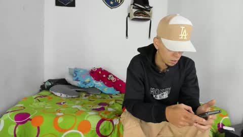 Snapshot of douglas_gallegos chatting on 01/14/26, 01:55 douglas_gallegos online show from 01/14/26, 01:55