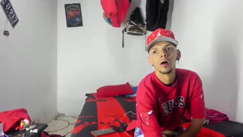 Snapshot of douglas_gallegos chatting on 04/02/26, 07:17 douglas_gallegos online show from 04/02/26, 07:17