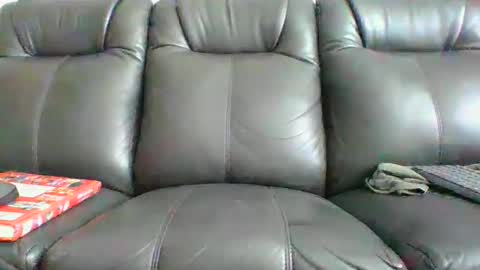 Snapshot of doum1122 chatting on 02/11/26, 03:28 doum1122 online show from 02/11/26, 03:28