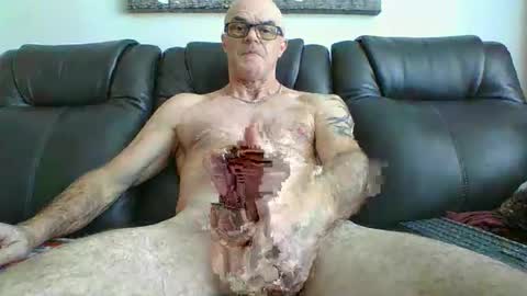 Snapshot of doum1122 chatting on 02/19/26, 06:48 doum1122 online show from 02/19/26, 06:48